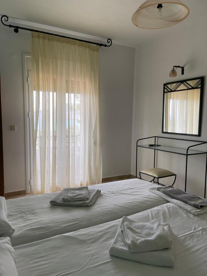 Niriides Rooms إيلافونيسوس المظهر الخارجي الصورة